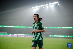 Lương trong đội! Wolves gia hạn hợp đồng với tuyển thủ Hàn Quốc Hwang Hee-chan đến năm 2028